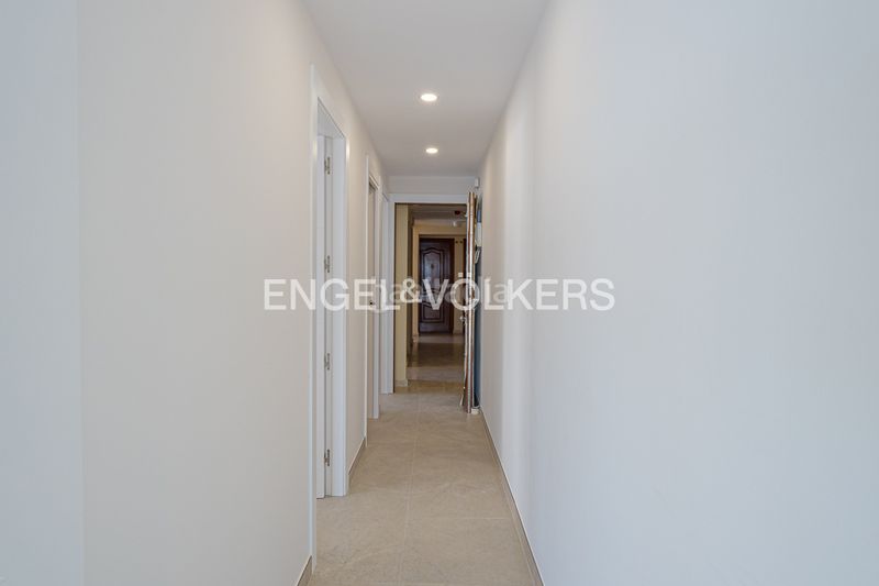 Foto e97b51a0-d917-44ee-a7b3-26240632efe2. Apartament a Playa Levante Benidorm