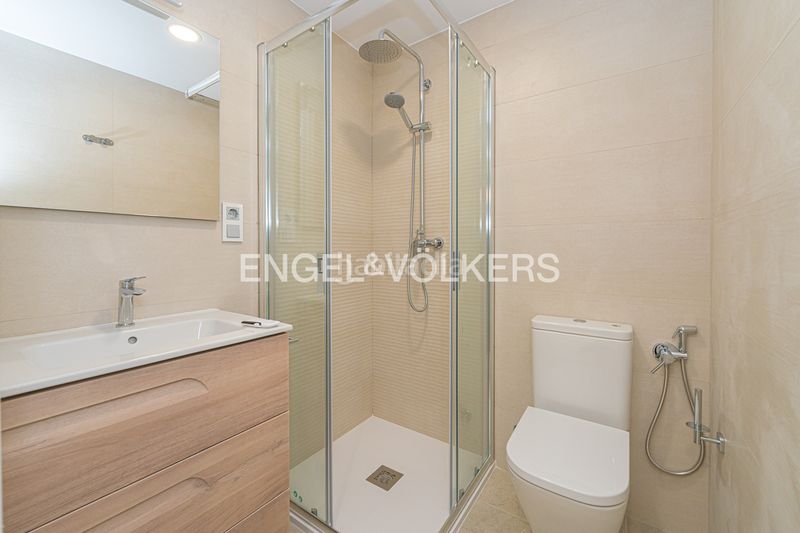 Foto ef3396ff-bc34-4c09-ad93-707c04c9f757. Apartament a Playa Levante Benidorm