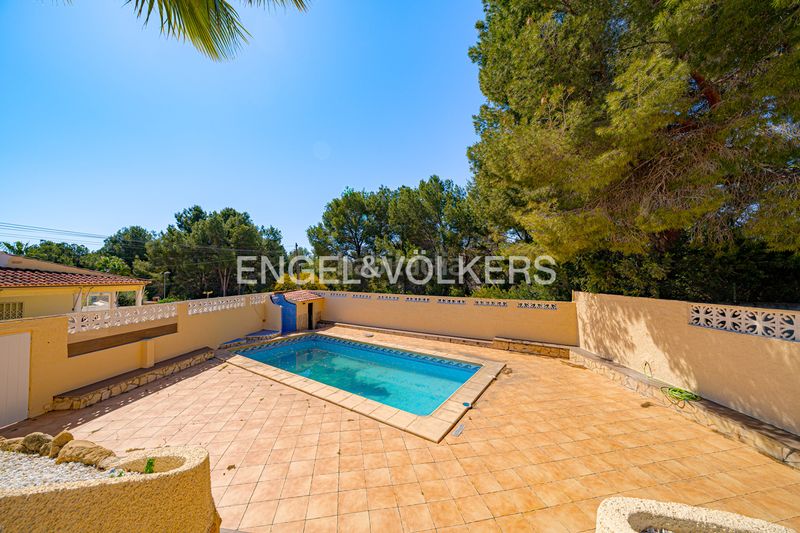 Foto 3162c2f4-8be6-4aa2-a634-36fef69d7060. Casa amb xemeneia piscina a Barranco Hondo Nucia (la)