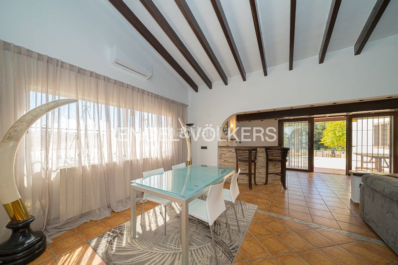 Foto 41f593b1-c554-4656-9112-803d84680d08. Casa amb xemeneia piscina a Barranco Hondo Nucia (la)