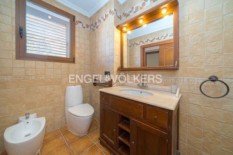 Foto 8215e991-608f-4286-aa3c-a6cc9cd19533. Casa amb xemeneia piscina a Barranco Hondo Nucia (la)