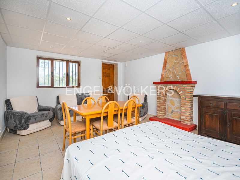 Foto 1d49b37d-b370-4999-9e5c-e6559f8e69ec. Casa amb xemeneia piscina a Montebello - Nou Espai Nucia (la)