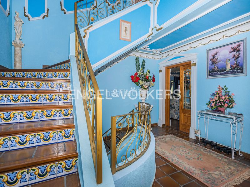 Foto 4f6d48d1-4846-4978-8023-ff9278727f2f. Casa amb xemeneia piscina a Montebello - Nou Espai Nucia (la)