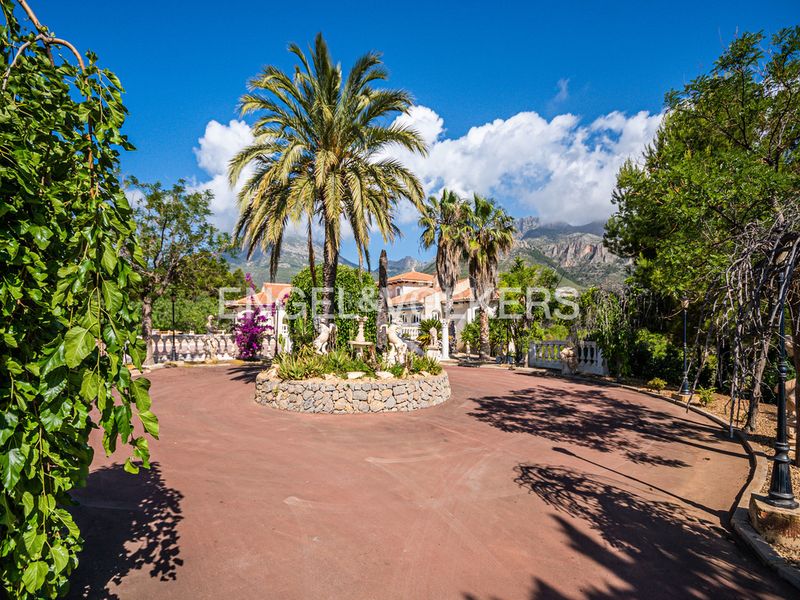 Foto a2a78901-972e-435e-9a93-b5306f7b8427. Casa amb xemeneia piscina a Montebello - Nou Espai Nucia (la)