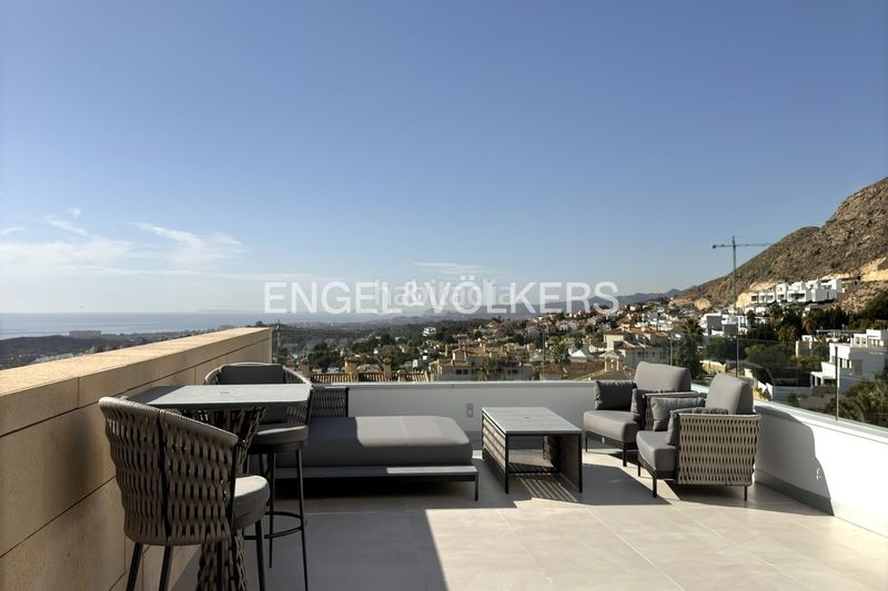 Foto 4ac2b4c0-268b-4040-8349-5eb273302247. Casa amb piscina a Golf Bahía Finestrat