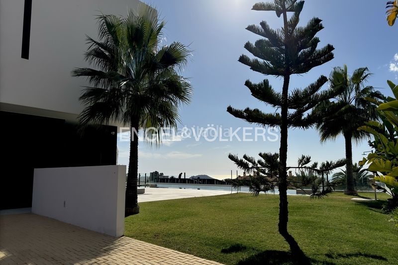 Foto 6702d015-987e-4a7a-bfd9-00169bbec6c0. Casa amb piscina a Golf Bahía Finestrat