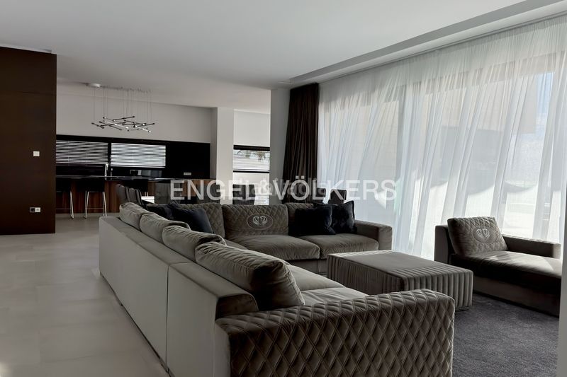 Foto b339a776-2e63-483b-ae0c-d07e857e2751. Casa amb piscina a Golf Bahía Finestrat