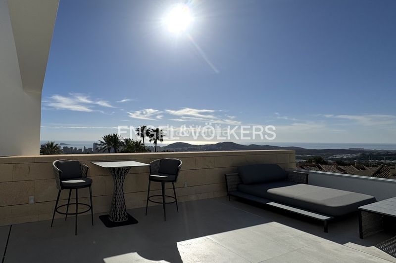 Foto baa323a5-6595-4230-8a01-006540c8370b. Casa amb piscina a Golf Bahía Finestrat