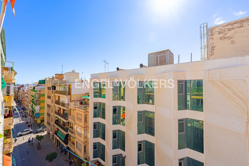 Foto 352a8079-de20-40ba-8637-82548418d8df. Apartament a Centro Urbano Benidorm