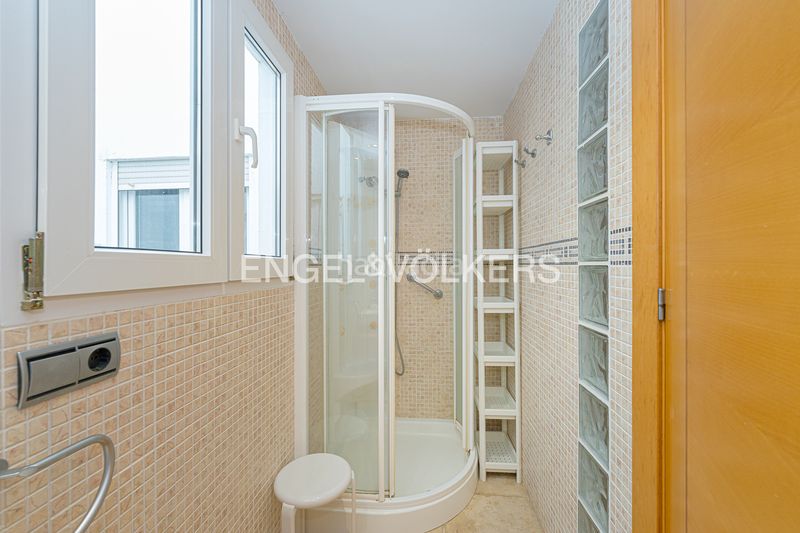 Foto a9c2973f-2f83-480d-8441-4fae569d8d3e. Apartament a Centro Urbano Benidorm