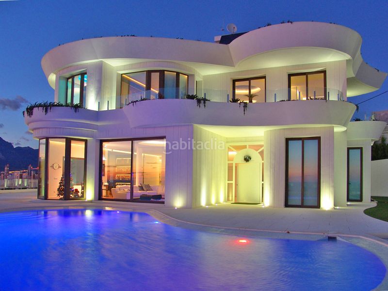 Foto 1e166498-4800-499f-995b-6028c8e80ca9. Casa amb piscina a Levante Alto Benidorm