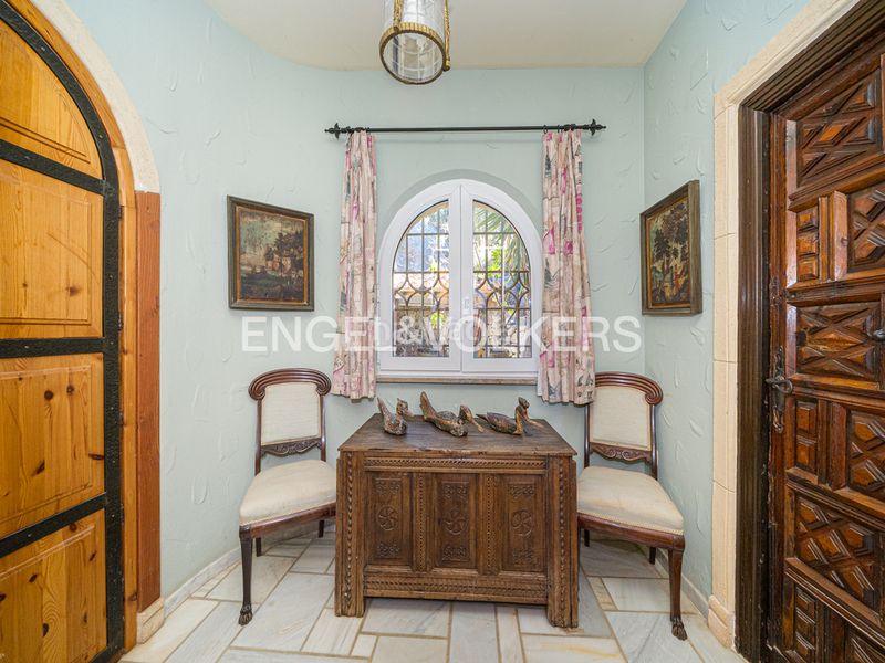 Foto 4b62d633-879a-4164-8241-0a7227484b62. Xalet amb xemeneia aparcament piscina a Finestrat pueblo Finestrat