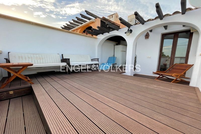 Foto 64db9459-4660-45e4-8f5a-a415ba78b592. Casa adossada a calle isla de lanzarote 3 a Golf Bahía Finestrat