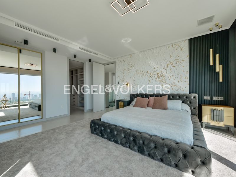 Foto a152dc2f-7cea-4102-9b73-ba28573ff0b9. Casa amb piscina a Golf Bahía Finestrat