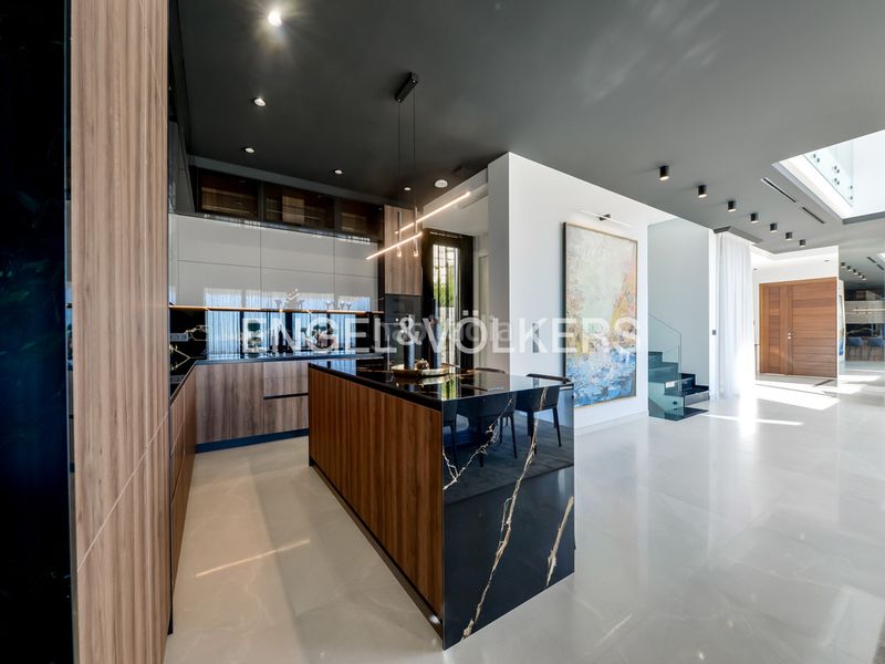 Foto c43e2e00-b595-4c8c-93d1-4acd259e9aaf. Casa amb piscina a Golf Bahía Finestrat