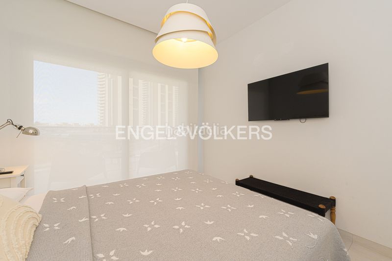 Foto 4bb6d347-071f-43c3-9d33-5f369787228b. Apartament amb aparcament piscina a Playa Poniente Benidorm