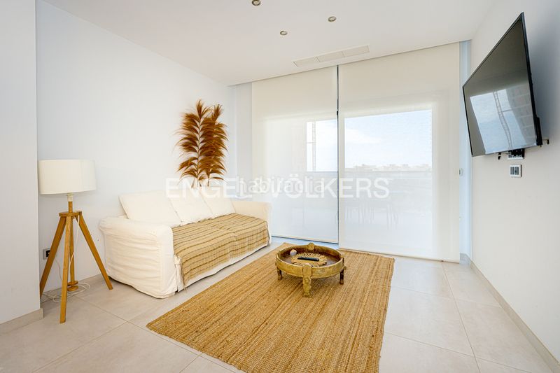 Foto d004a52c-acd6-4fe5-9734-785338c81fbb. Apartament amb aparcament piscina a Playa Poniente Benidorm