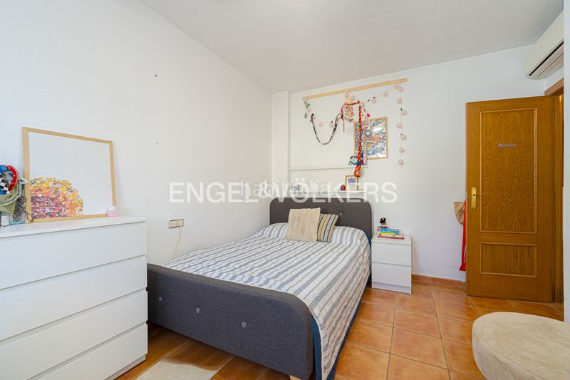 Foto 76566839-25e5-4f96-9a18-5a68c26556df. Casa aparellada amb aparcament piscina a Poble Nou-Montiboli Vila Joiosa (la)