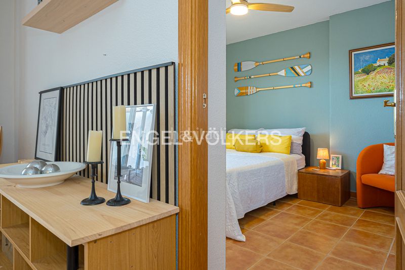 Foto a4e6da5d-8e9b-47a1-b3b3-d5ac15af48e6. Casa aparellada amb aparcament piscina a Poble Nou-Montiboli Vila Joiosa (la)
