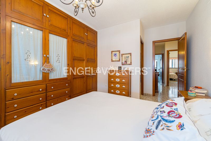Foto a97ebaa2-03ad-4b07-b47f-07c5cbe10da7. Pis a carrer colón 78 a Platja de Vila Joiosa Vila Joiosa (la)