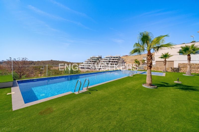 Foto 20a01ffb-2a14-4422-a74c-942e4b02c7af. Apartament amb calefacció aparcament piscina a balcón de Finestrat-terra marina Finestrat