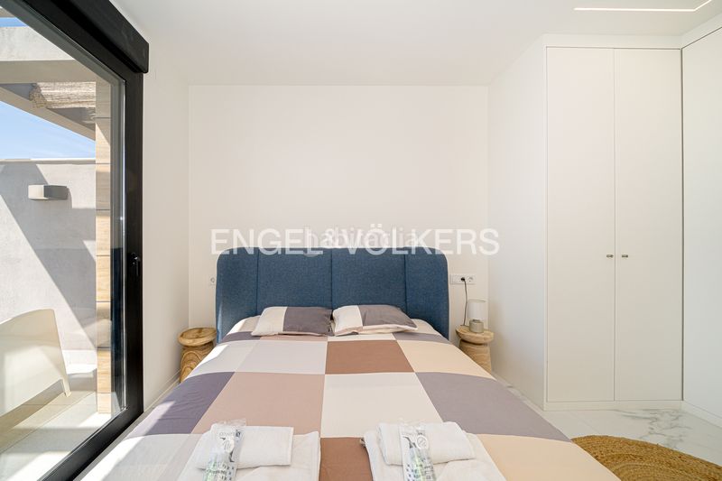 Foto 9b137224-e1a1-43f7-8e43-949e65d686c0. Apartament amb calefacció aparcament piscina a balcón de Finestrat-terra marina Finestrat