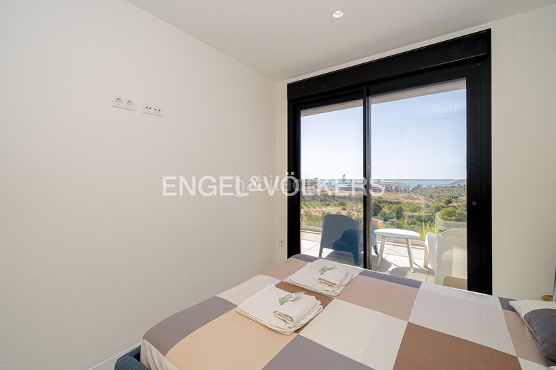 Foto f35d696c-e8e3-475d-aa25-0ea1e5372b36. Apartament amb calefacció aparcament piscina a balcón de Finestrat-terra marina Finestrat