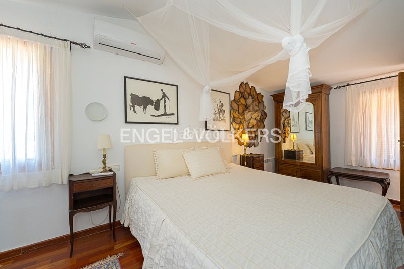 Foto e3866b63-cb10-407d-b596-22dba01ad82e. Xalet amb xemeneia piscina a Relleu