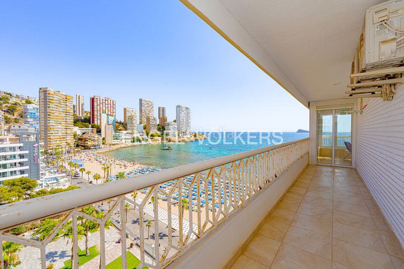 Foto 20fe3479-9ac6-46d4-a570-734d6e63e3ed. Pis a avenida de madrid 26 a Playa Levante Benidorm