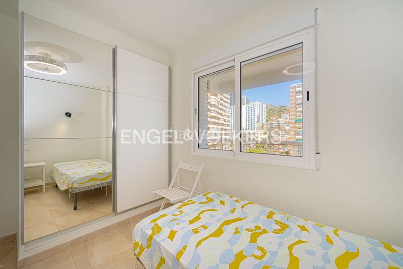 Foto c8ed997c-208d-46f1-b051-4ecb6f9af1d8. Pis a avenida de madrid 26 a Playa Levante Benidorm