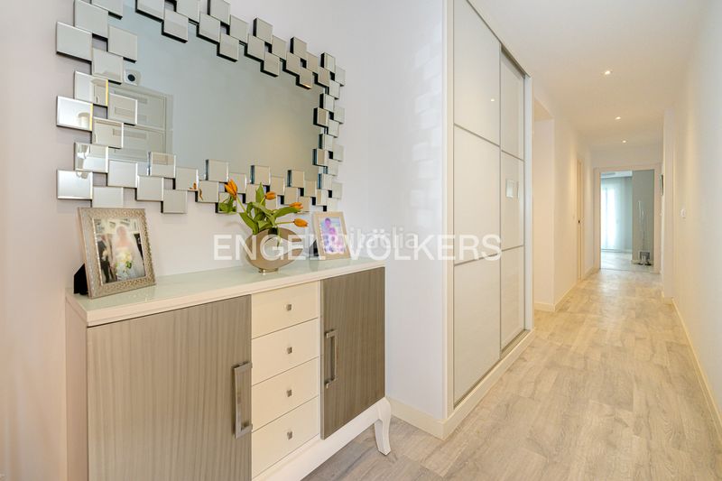 Foto 2636f9ac-4195-4365-999b-6068614c5b29. Apartamento en travessia marina baixa 2 exclusiva vivienda en primera línea de mar en la cala en Finestrat