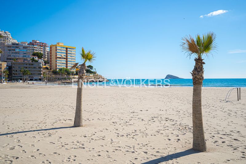 Foto 332d27d7-f5a4-46b0-a940-008f39682129. Apartamento en travessia marina baixa 2 exclusiva vivienda en primera línea de mar en la cala en Finestrat