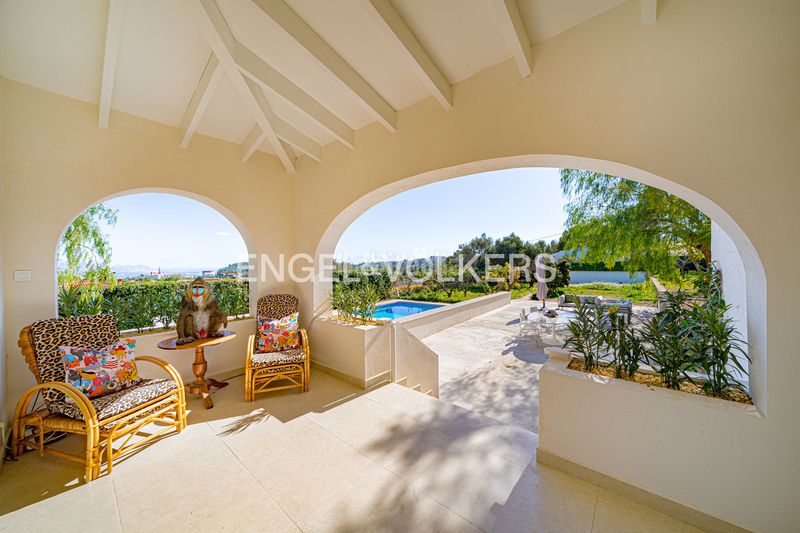 Foto aa2de199-0557-47c1-a423-ce8a1e40623e. Casa amb xemeneia aparcament piscina a La Paz Polop