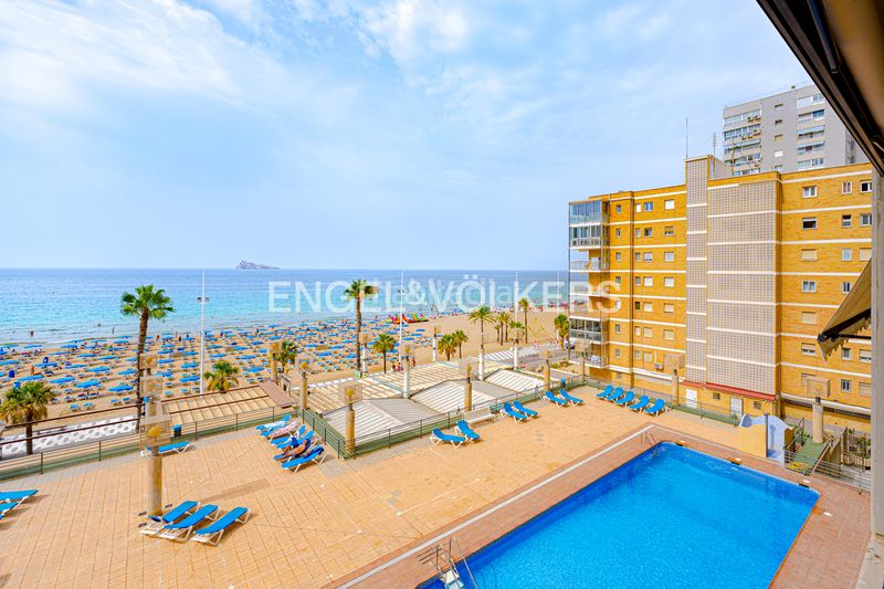 Foto 5aec1971-344d-4157-904c-ff747c58de69. Apartament a avenida del mediterráneo 44 a Playa Levante Benidorm