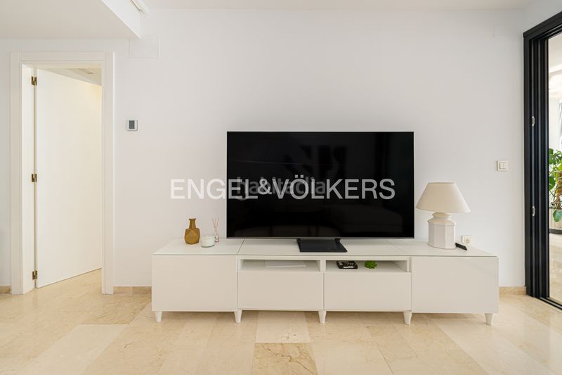 Foto 70b53a67-9f4b-4e84-b8b3-495c88a64df8. Apartament a avenida del mediterráneo 44 a Playa Levante Benidorm