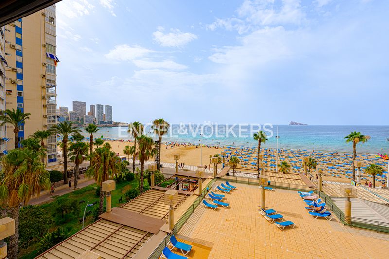 Foto a833f3cd-d785-4a9e-a1c7-c07f36ddd0dc. Apartament a avenida del mediterráneo 44 a Playa Levante Benidorm