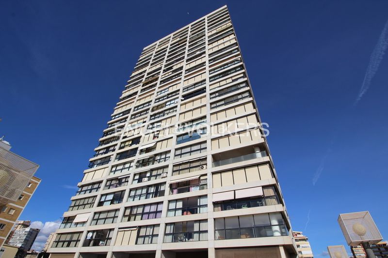 Foto d11d1e15-8f36-42c7-a5b2-be387d810781. Apartament a avenida del mediterráneo 44 a Playa Levante Benidorm