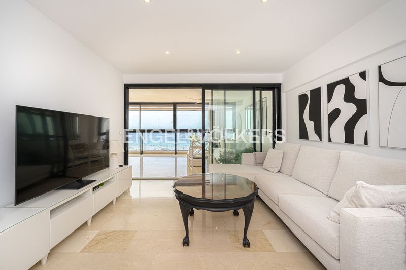 Foto fd034f3a-9a05-41d3-a054-95fe4ff66826. Apartament a avenida del mediterráneo 44 a Playa Levante Benidorm