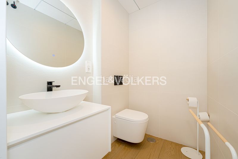 Foto 2cccc7a8-2845-46a6-9739-6f7786462b09. Apartament amb aparcament piscina a Platja de Torres Vila Joiosa (la)
