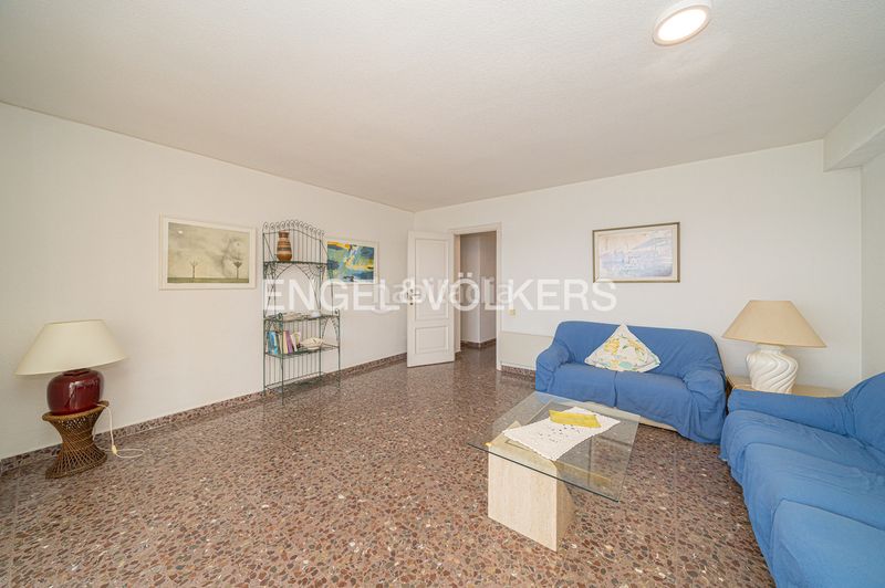 Foto 3ccf6718-c912-4795-abe5-53588d32ff03. Apartament a avenida de madrid 26 a Playa Levante Benidorm