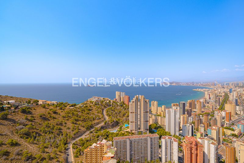 Foto 01ac0819-846c-44d1-a9fa-9bef10012615. Pis a calle de viena 8 a Rincón Alto Benidorm