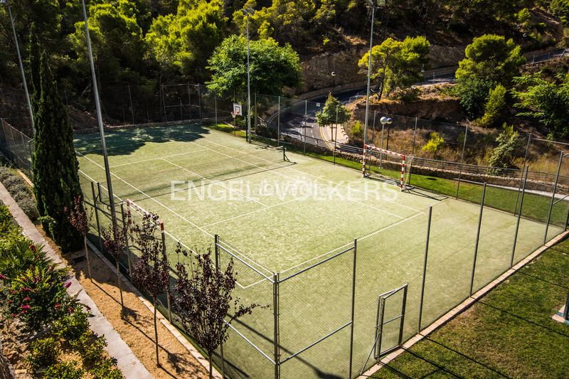 Foto 45c4eb82-e431-4770-abf6-c4f764b4c324. Pis a calle de viena 8 a Rincón Alto Benidorm
