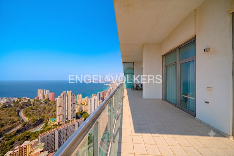 Foto a7c66ce7-7ad2-45b9-81b0-71d0344bdc7e. Pis a calle de viena 8 a Rincón Alto Benidorm