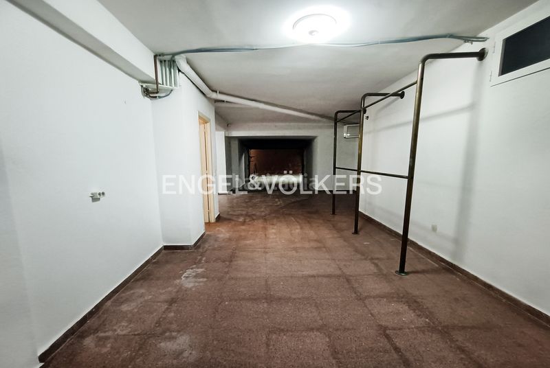 Foto 53b88f77-e2aa-4a80-abd1-3647f522a7f9. Xalet amb xemeneia aparcament piscina a Sierra Helada Benidorm