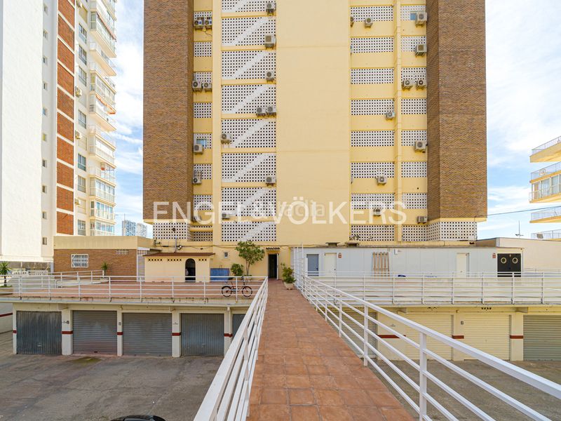 Foto 792771ef-de99-4f39-94e0-a3752a495d0c. Lloguer apartament a avenida de madrid 22 a Playa Levante Benidorm