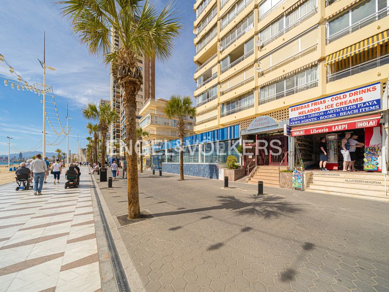 Foto f088d0c4-836d-414c-ab98-b68bdb75f824. Lloguer apartament a avenida de madrid 22 a Playa Levante Benidorm