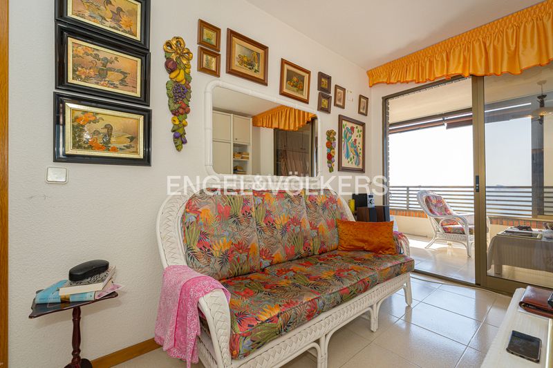 Foto 29268e3b-bd47-410d-8750-b0cf1c8843f4. Àtic a calle vigo 5 a Playa Poniente Benidorm
