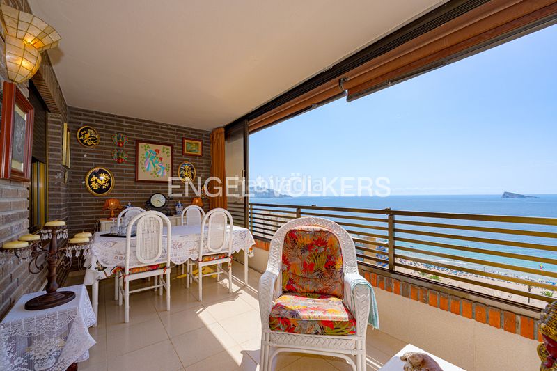 Foto b10cf8a7-472f-44e6-ba90-4ffdc9344bdb. Àtic a calle vigo 5 a Playa Poniente Benidorm