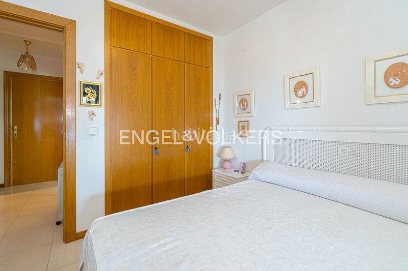 Foto e7e44f22-4d07-4c08-810b-0a5faa4c508e. Àtic a calle vigo 5 a Playa Poniente Benidorm