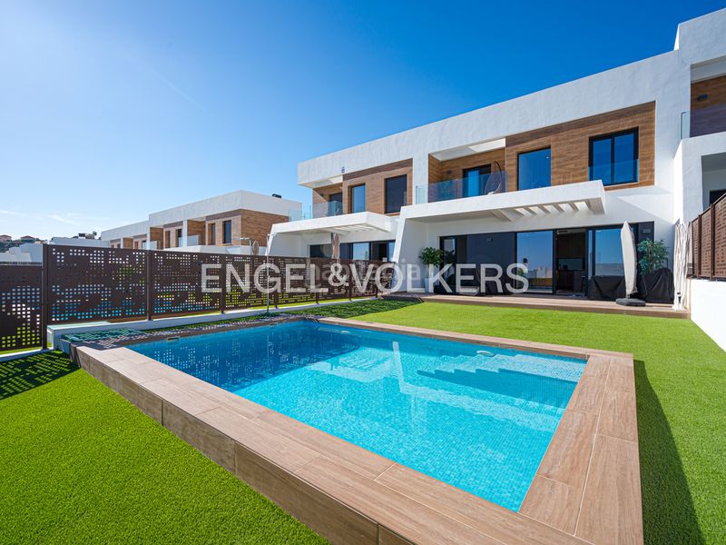 Foto 1de7db3a-8786-41b4-89b7-c8bd42dcdd15. Casa en Finestrat pueblo Finestrat